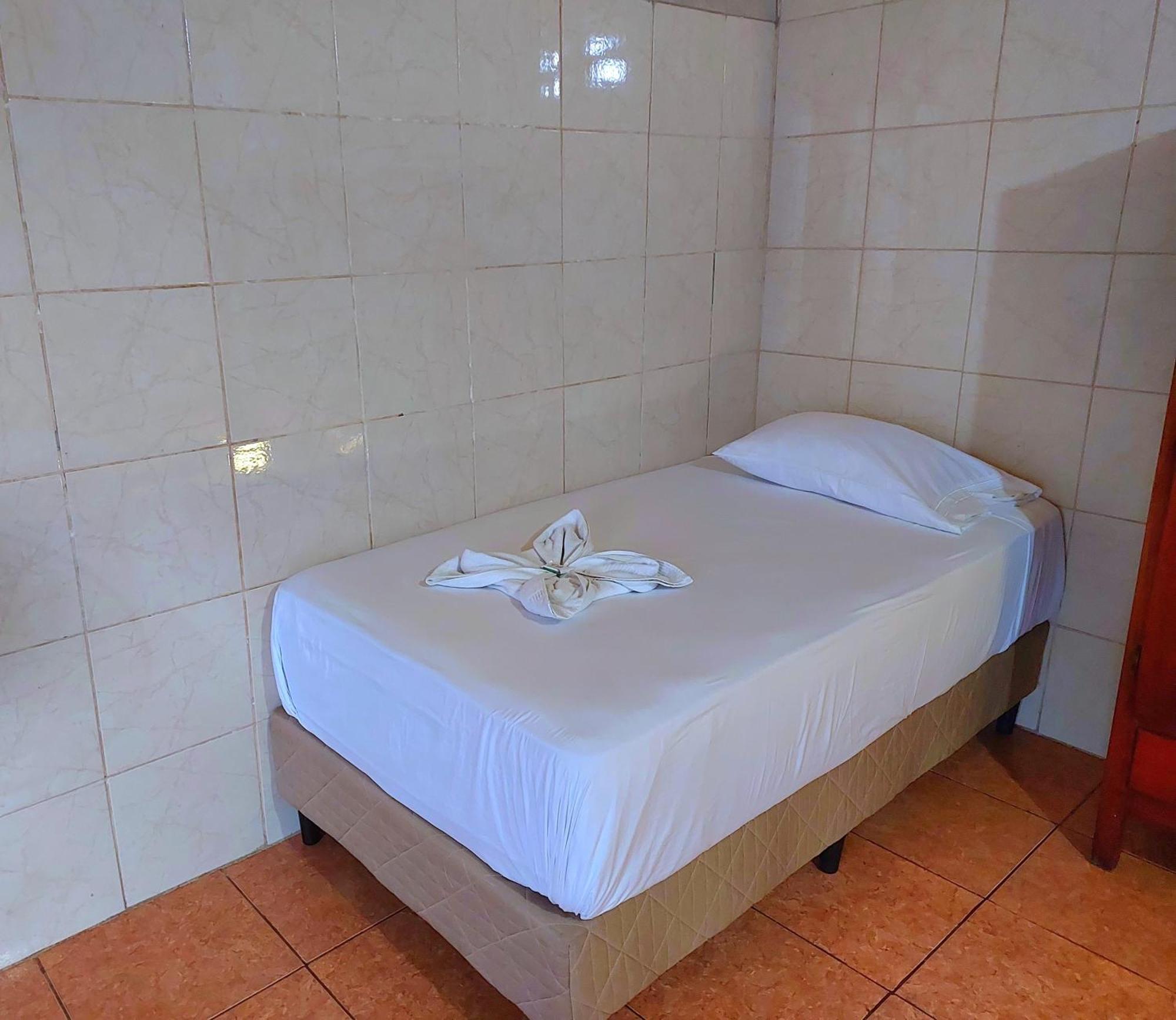 Hostel Del Pacifico Puntarenas Zewnętrze zdjęcie